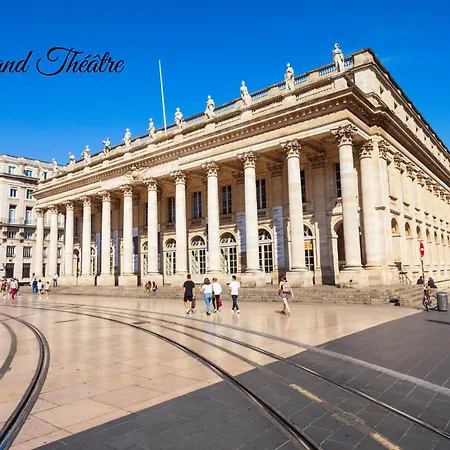 La Belle Endormie - Centre - Elegant